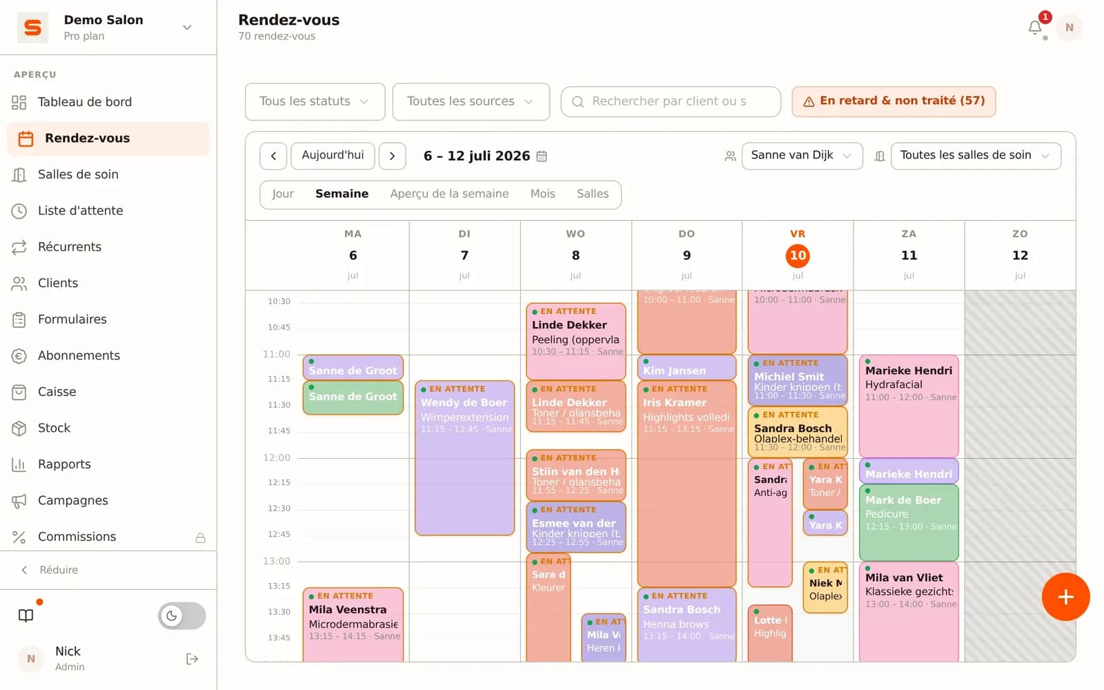 Agenda hebdomadaire avec les rendez-vous par membre du personnel dans Salonnare